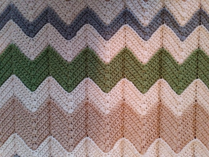 Double-Crochet-Baby-Blanket-Free-Pattern