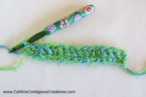 Easy, Scrubby Swiffer Pad Refill Crochet Pattern from Caitlin's Contagious Creations.
