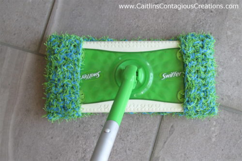 Easy, Scrubby Swiffer Pad Refill Crochet Pattern from Caitlin's Contagious Creations.