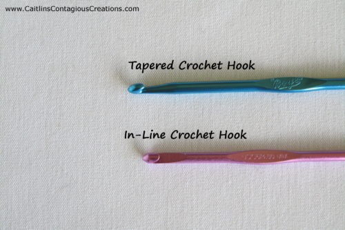 close up of upper halves of hooks showing major difference between tapered and inline crochet hooks.