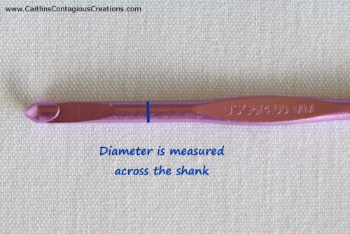 close up of top half of crochet hook showing where to measure the diameter of a crochet hook