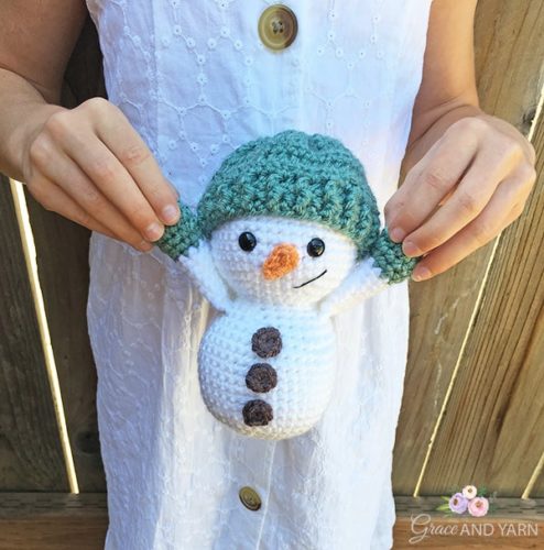 snowman amigurumi Quick Holiday Crochet Pattern