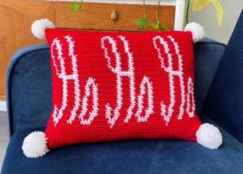 decorative pillow Quick Holiday Crochet Pattern